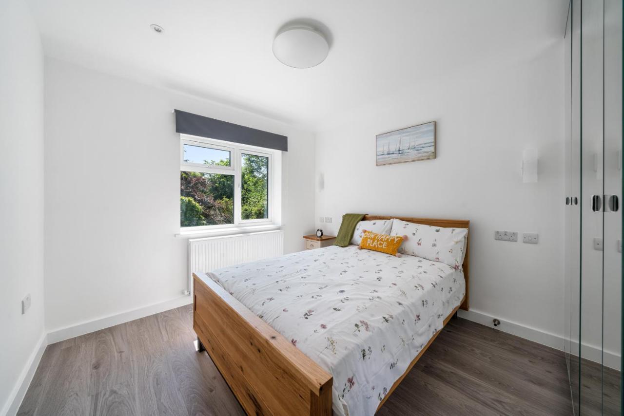 Newly Refurbished 2 Bed Flat Mill Hill Exterior foto