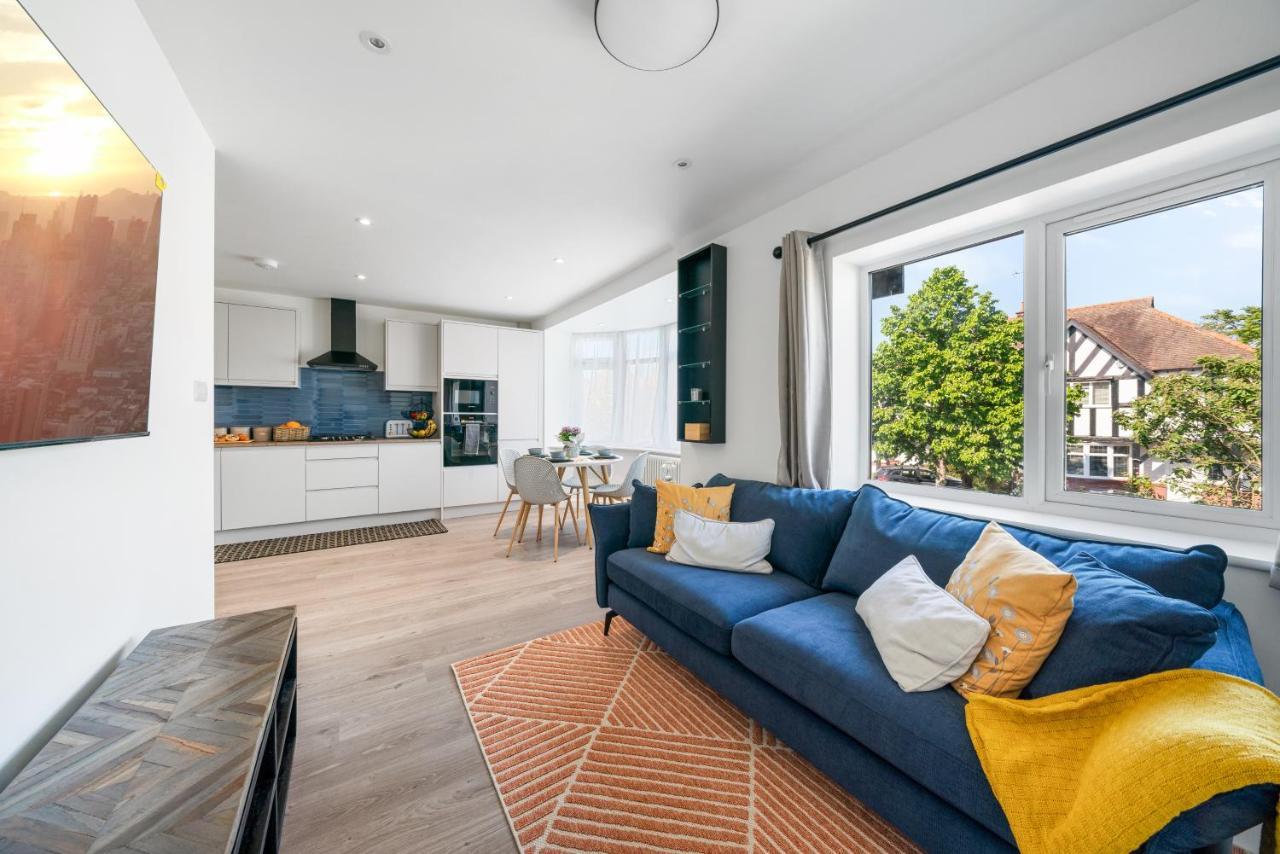 Newly Refurbished 2 Bed Flat Mill Hill Exterior foto