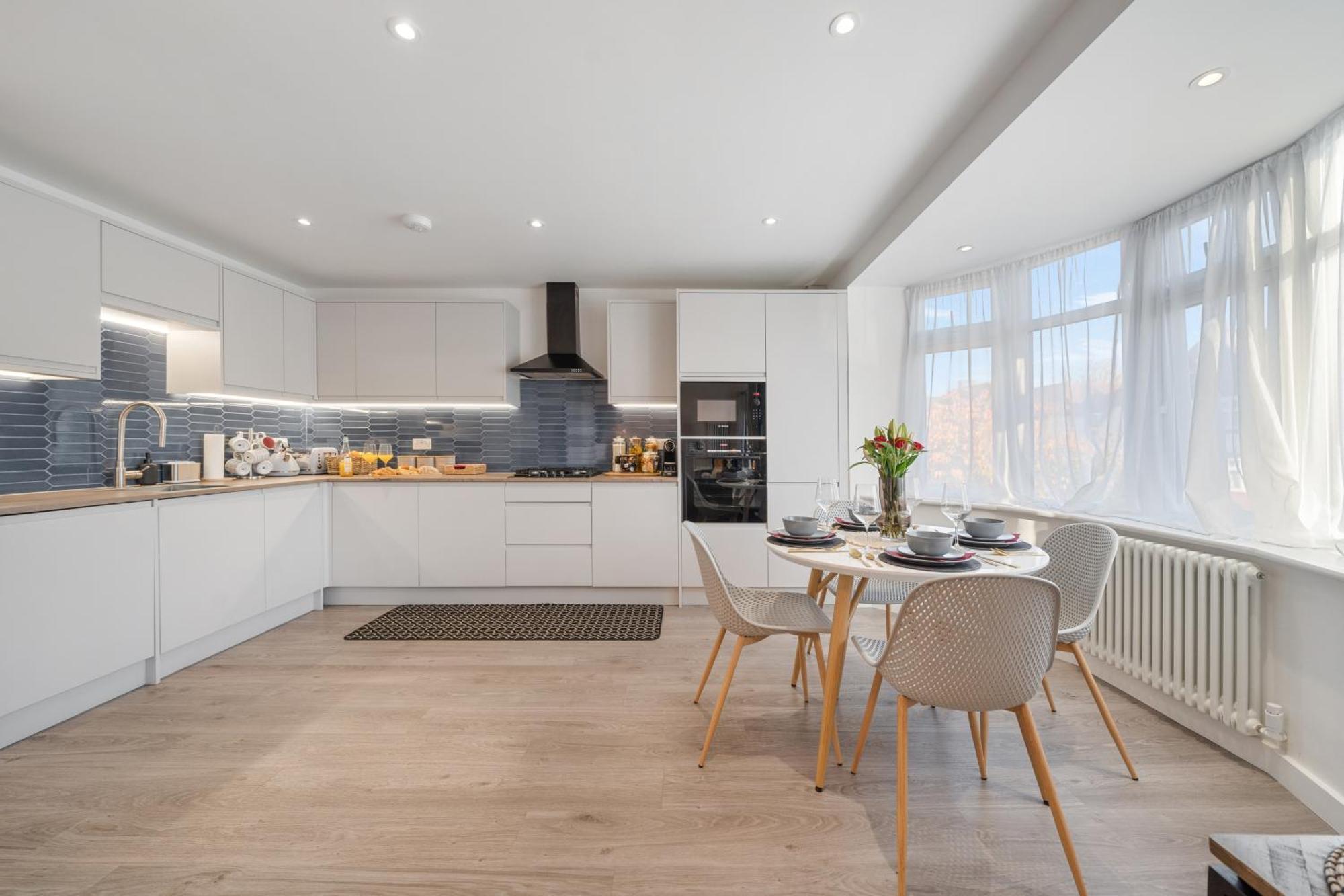 Newly Refurbished 2 Bed Flat Mill Hill Exterior foto