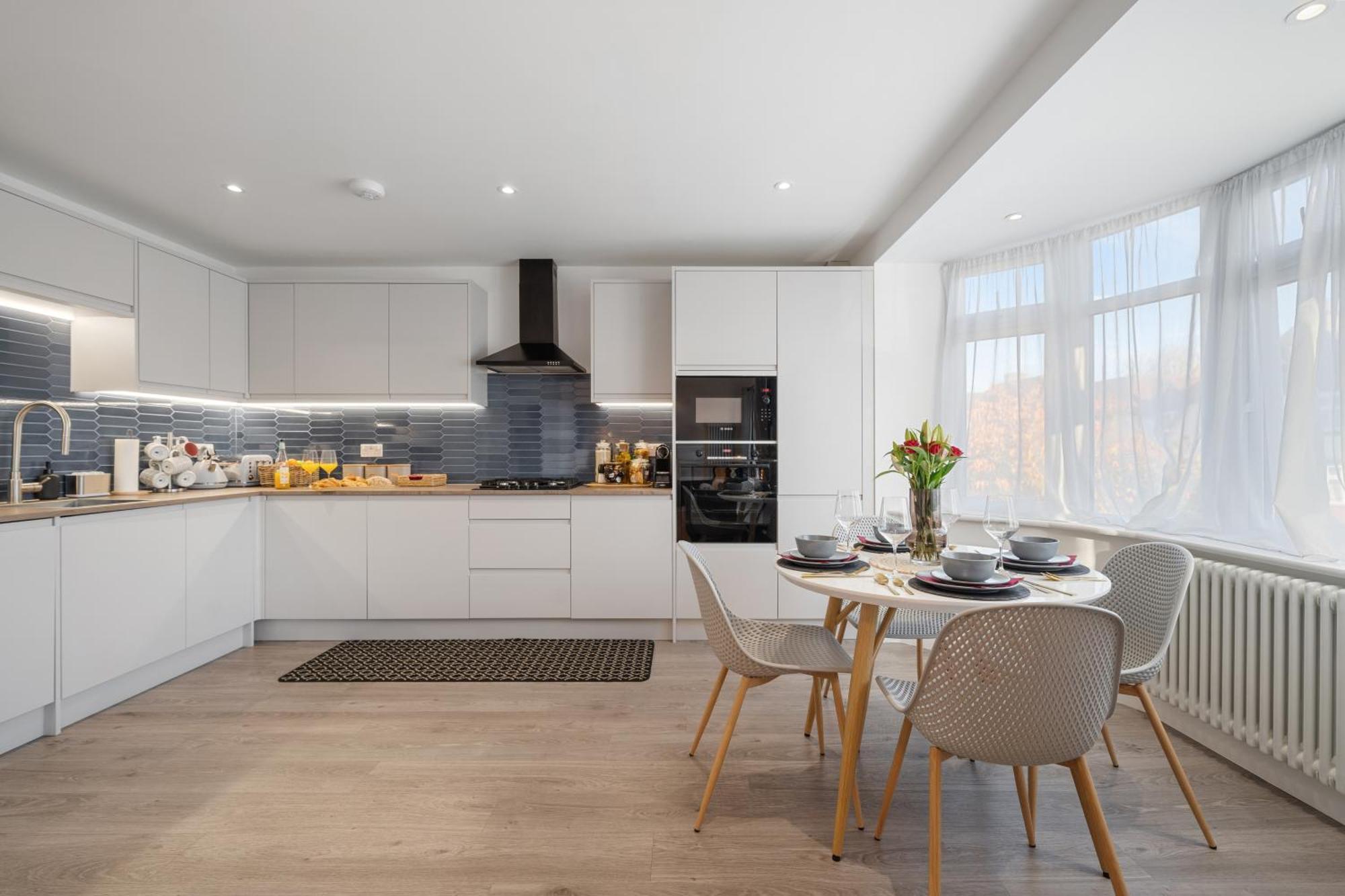 Newly Refurbished 2 Bed Flat Mill Hill Exterior foto